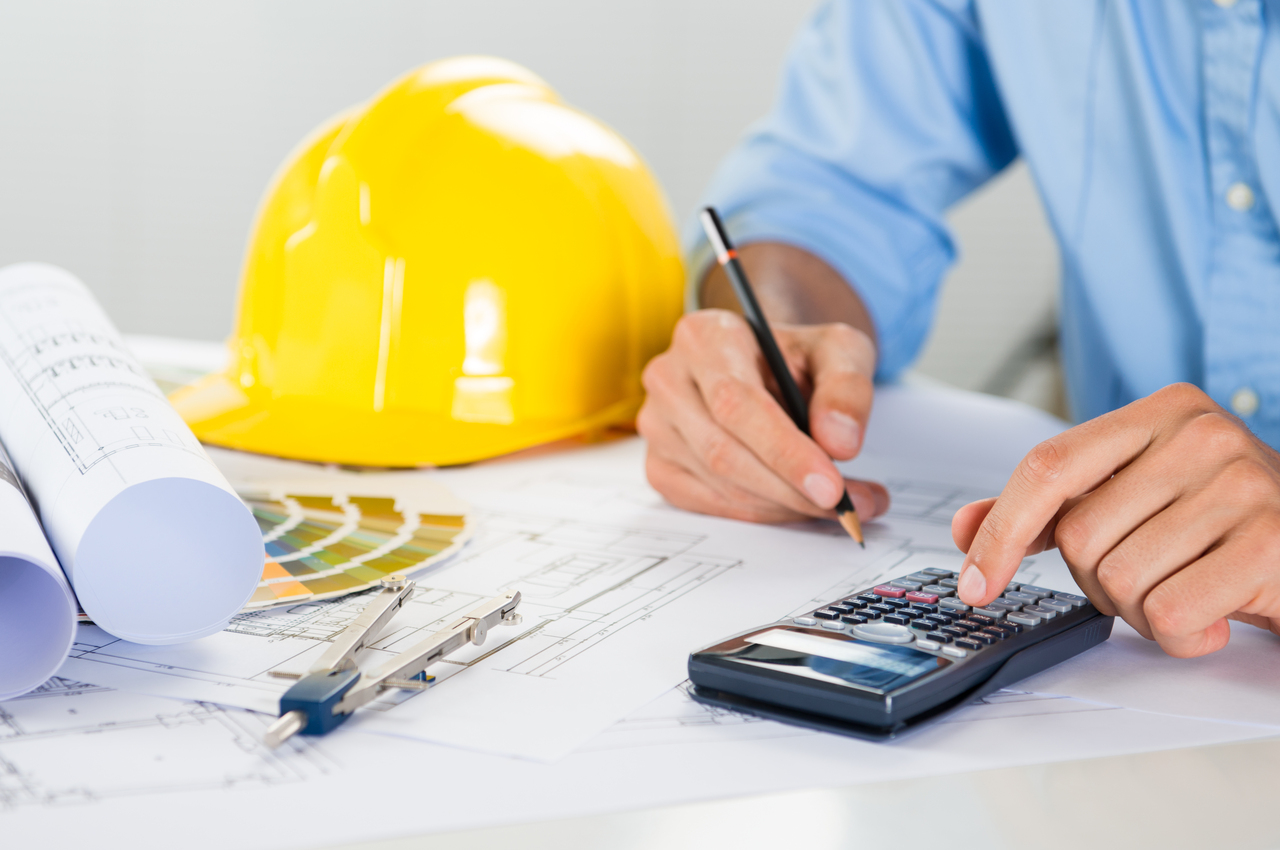 Design and build contractor computing for budget